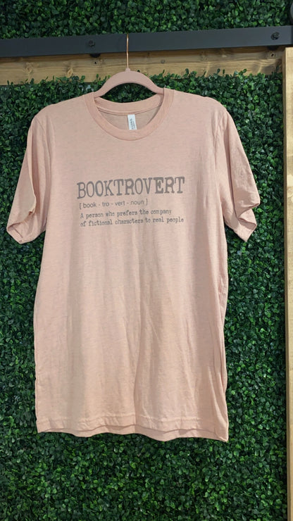 Booktrovert Tee