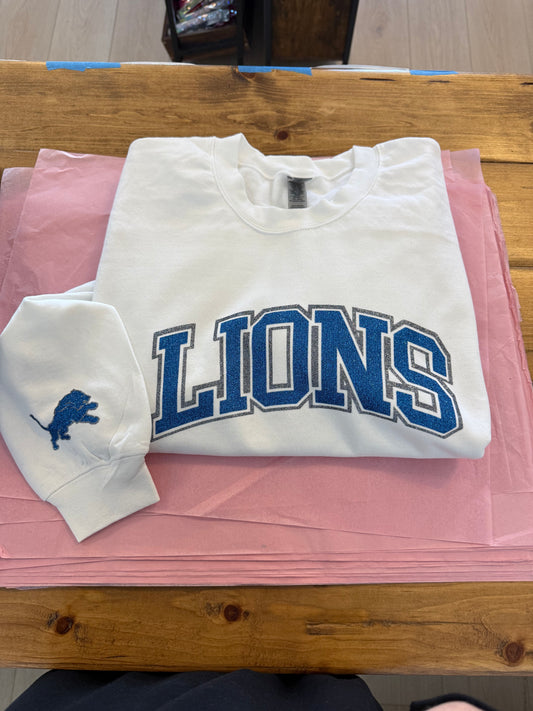 Glitter Lions Sweatshirt-White with Lion on Sleeve