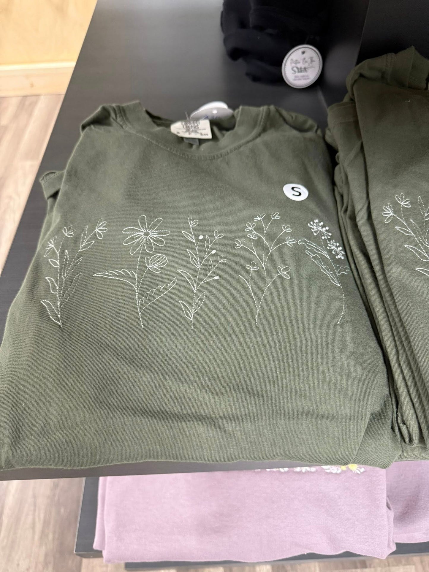 Delicate flower tee