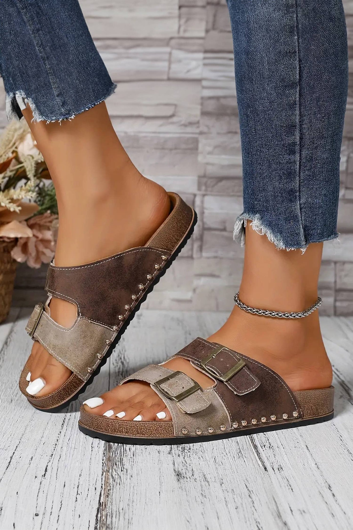 Western Suede Rivet Leather Slip-on Shoes